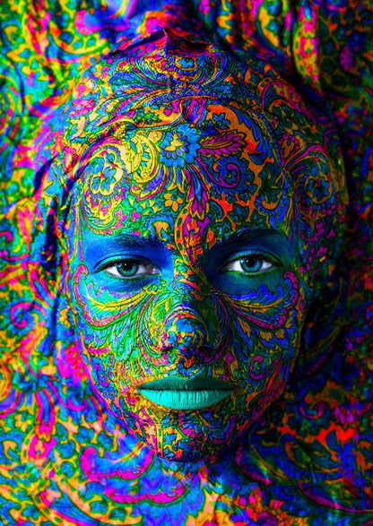 Enjoy Puzzle legpuzzel vrouw kunst make-up | 1.000 stukjes kleurrijk puzzelplezier.